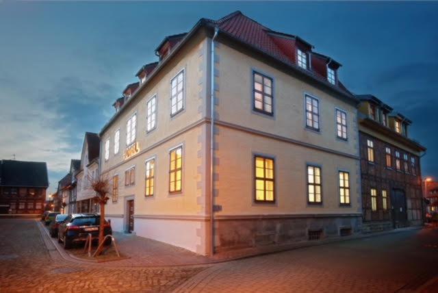 Hotel Am Markt Oebisfelde Exterior foto